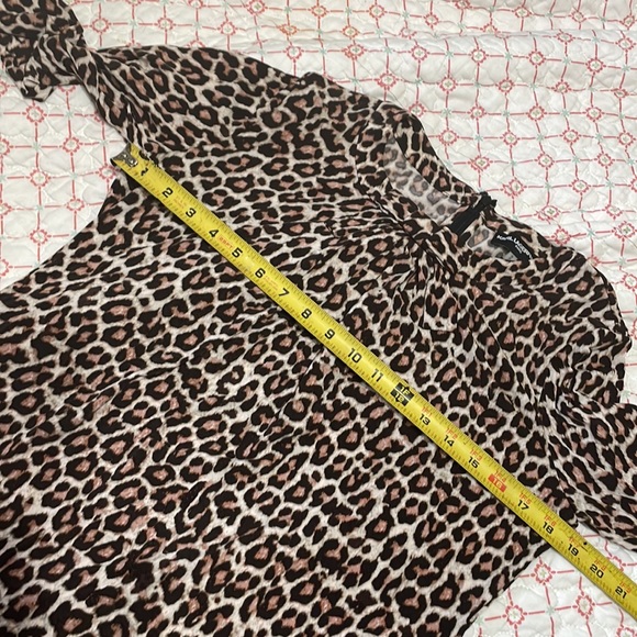 Karl Lagerfeld leopard print blouse with front Beau - Picture 8 of 9